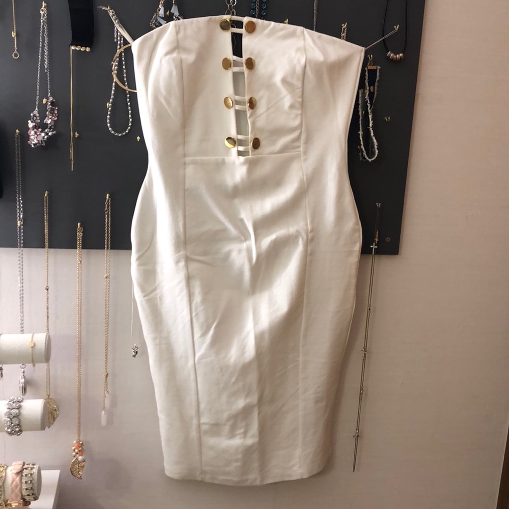 FOREVER 21 IVORY KNEE LENGTH DRESS